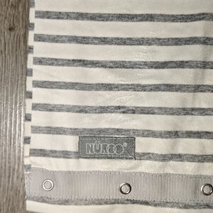 NuRoo Multi-functional Lightweight‎ Soft  Breathable Nursing Scarf - Gray/Ivory